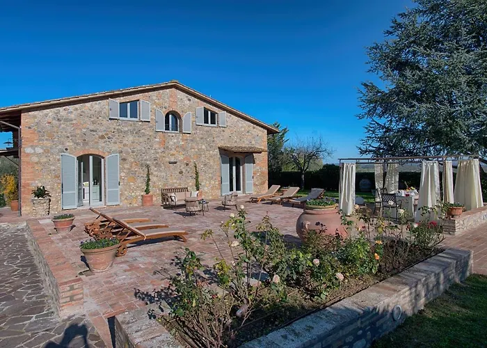 Semesterbostad Villa Siena *